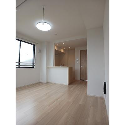 ナナラーピカケ 303【管理NO：1-028352501-03030】 ★家具家電は申し込み後に搬入しますの物件画像