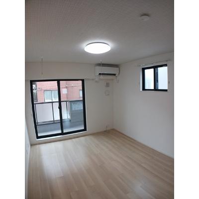 Ａ－２（エーツー） 201【管理NO：1-028332502-02010】 ★家具家電は申し込み後に搬入しますの物件画像