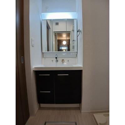 ヒカルサ西東京向台イースト 302【管理NO：1-028327801-03020】 ★家具家電は申し込み後に搬入しますの物件画像