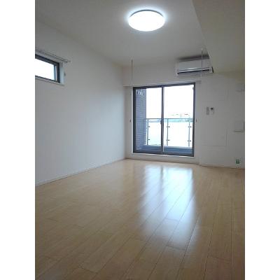 サラスバティ 301【管理NO：1-021580101-03010】 ★家具家電は申し込み後に搬入します 2026年09月中旬入居可能の物件画像