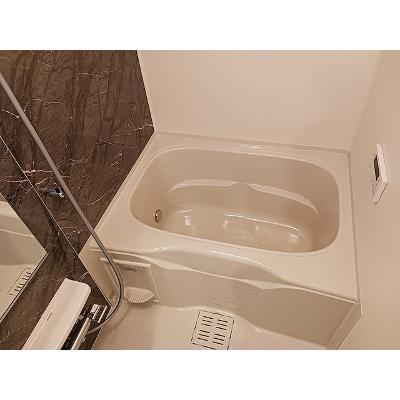 エターナル　ヴィレッジⅢ 103【管理NO：1-028554602-01030】 ★家具家電は申し込み後に搬入します★の物件画像
