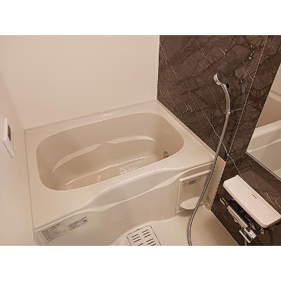 エターナル　ヴィレッジⅢ 101【管理NO：1-028554602-01010】 ★家具家電は申し込み後に搬入します★の物件画像