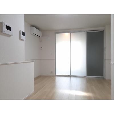 サウス・アデリーヌ 101【管理NO：1-027412701-01010】 ★家具家電は申し込み後に搬入しますの物件画像