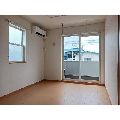 エスペランサ　コメッサ 105【管理NO：1-015364001-01050】 ★家具家電は申し込み後に搬入しますの物件画像