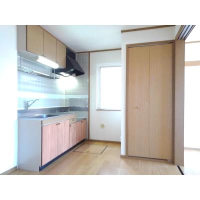 プチ・ロワイヤル 102【管理NO：1-009657301-01020】 ★家具家電は申し込み後に搬入します 2026年08月上旬入居可能の物件画像