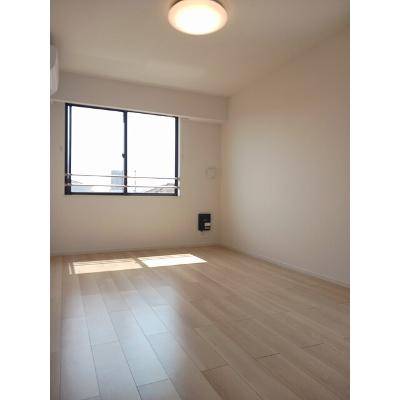 リバーサイドハウス 303【管理NO：1-027576401-03030】 ★家具家電は申し込み後に搬入しますの物件画像