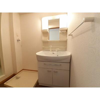 ローレル・アイ 102【管理NO：1-014814501-01020】 ★家具家電は申し込み後に搬入します 2026年07月中旬入居可能の物件画像
