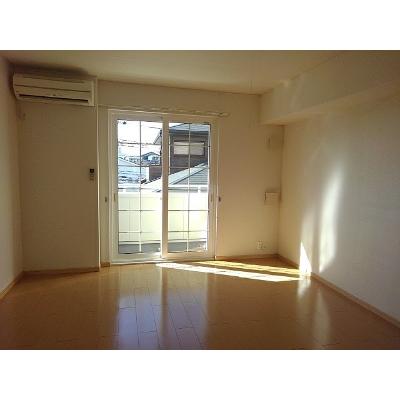 メイプルⅡ 102【管理NO：1-016760401-01020】 ★家具家電は申し込み後に搬入しますの物件画像