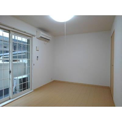 エスポワメゾン 104【管理NO：1-015650601-01040】 ★家具家電は申し込み後に搬入します★の物件画像