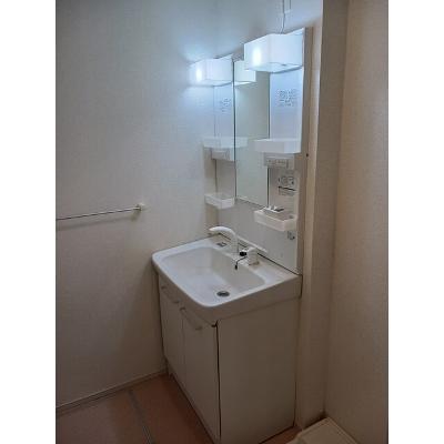 サザンクロス 202【管理NO：1-021511001-02020】 ★家具家電は申し込み後に搬入しますの物件画像