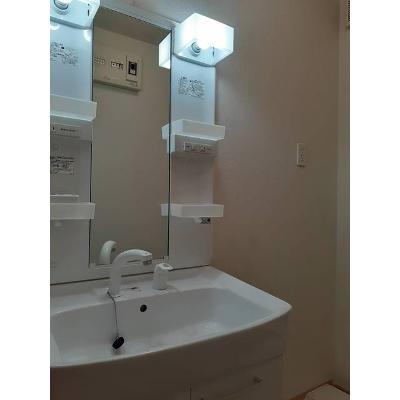 エレーノ戸塚 101【管理NO：1-016621701-01010】 ★家具家電は申し込み後に搬入します 2026年07月下旬入居可能の物件画像