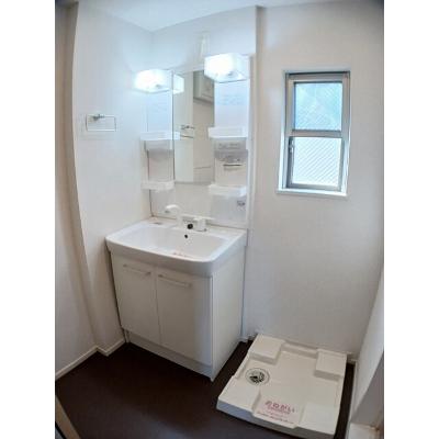 グランデュールⅠ 201【管理NO：1-022805401-02010】 ★家具家電は申し込み後に搬入します 2026年07月下旬入居可能の物件画像
