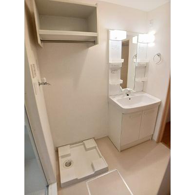 グラント 203【管理NO：1-018579701-02030】 ★家具家電は申し込み後に搬入します 2026年08月上旬入居可能の物件画像