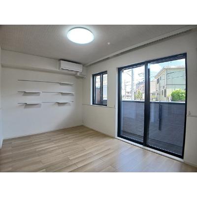 フロレスタ湘南　Ⅲ 103【管理NO：1-028199901-01030】 ★家具家電は申し込み後に搬入します★の物件画像