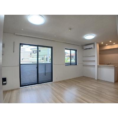 フロレスタ湘南　Ⅲ 101【管理NO：1-028199901-01010】 ★家具家電は申し込み後に搬入します★の物件画像