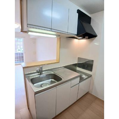 アイリス 103【管理NO：1-017036001-01030】 ★家具家電は申し込み後に搬入しますの物件画像