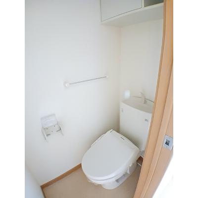 フロレンティア 201【管理NO：1-015451001-02010】 ★家具家電は申し込み後に搬入しますの物件画像