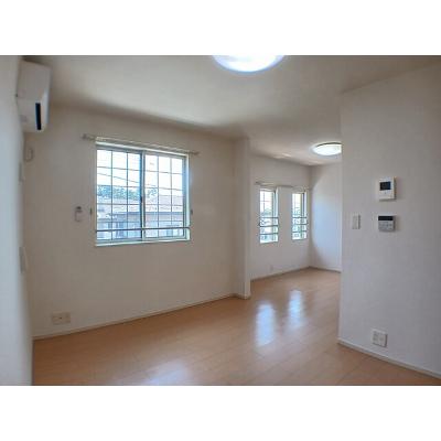 サンリット　ユー 202【管理NO：1-019032701-02020】 ★家具家電は申し込み後に搬入します★の物件画像