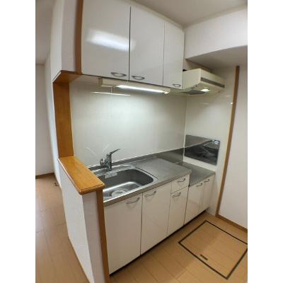 リバティー　ハウス 104【管理NO：1-014954001-01040】 ★家具家電は申し込み後に搬入しますの物件画像