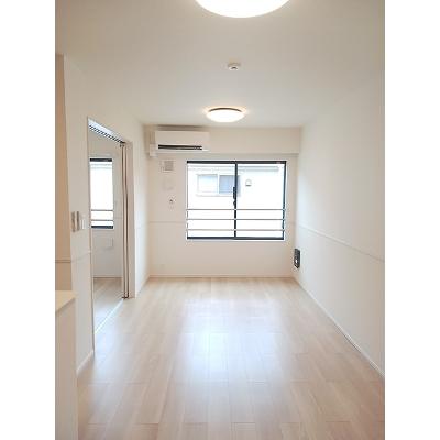 Ｒｉｏｂｏｃａ 203【管理NO：1-027281501-02030】 ★家具家電は申し込み後に搬入します★の物件画像