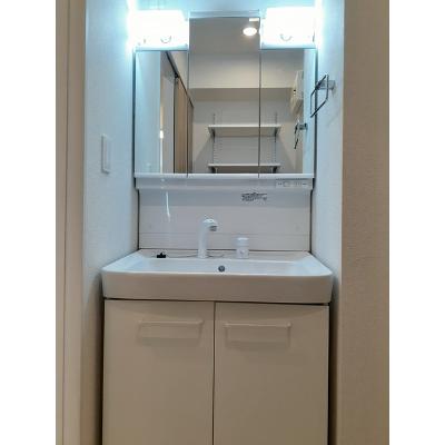 Ｒｉｏｂｏｃａ 203【管理NO：1-027281501-02030】 ★家具家電は申し込み後に搬入します★の物件画像