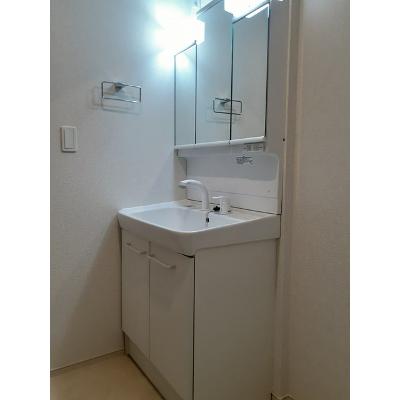 セレニティⅡ 102【管理NO：1-027077201-01020】 ★家具家電は申し込み後に搬入します 2026年07月中旬入居可能の物件画像
