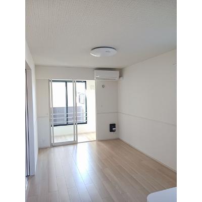 アザレア 105【管理NO：1-027029401-01050】 ★家具家電は申し込み後に搬入します 2026年07月下旬入居可能の物件画像