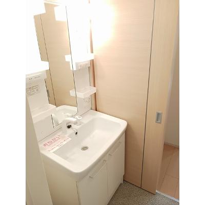 ヴィラ・ルミエール 102【管理NO：1-018767301-01020】 ★家具家電は申し込み後に搬入しますの物件画像