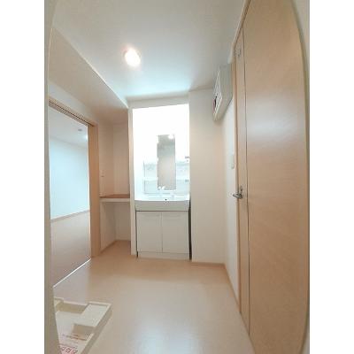 Ｓｕｎ　Ａｖｅｎｕｅ 102【管理NO：1-016922901-01020】 ★家具家電は申し込み後に搬入します 2026年07月中旬入居可能の物件画像