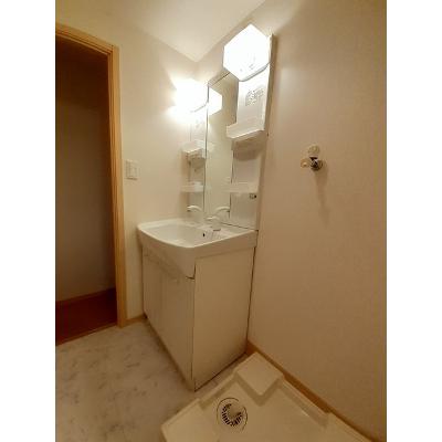 エスペランサ 303【管理NO：1-016187301-03030】 ★家具家電は申し込み後に搬入します★の物件画像