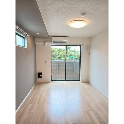 メゾン　セレーナ 101【管理NO：1-027079801-01010】 ★家具家電は申し込み後に搬入します★の物件画像