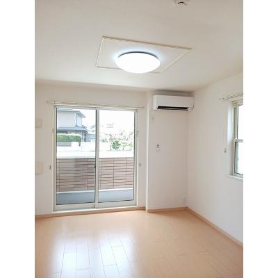 ヴェラーノ 104【管理NO：1-017474101-01040】 ★家具家電は申し込み後に搬入します★の物件画像
