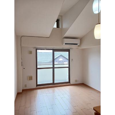 シェーネスベルク 307【管理NO：1-013381701-03070】 ★家具家電は申し込み後に搬入します★ ★2026年11月中旬入居可能★の物件画像