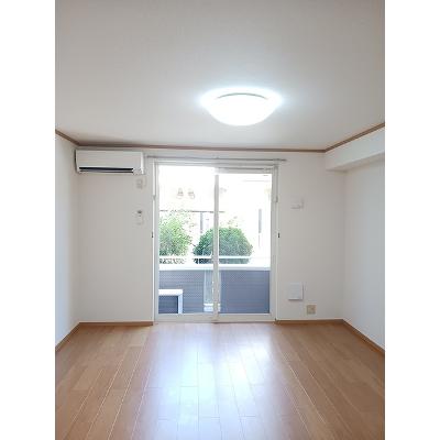 Ｍ・プレーリー・ローズＢ 101【管理NO：1-012595201-01010】 ★家具家電は申し込み後に搬入します★の物件画像