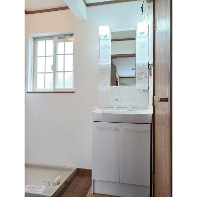 エレガントマーシュ 203【管理NO：1-010049301-02030】 ★家具家電は申し込み後に搬入します★の物件画像