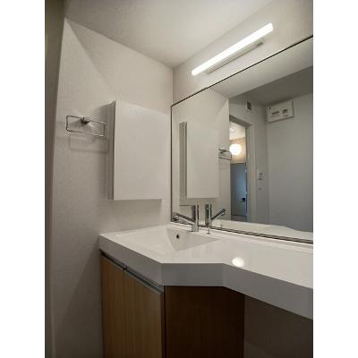 スマイル 205【管理NO：1-028090701-02040】 ★家具家電は申し込み後に搬入します★の物件画像