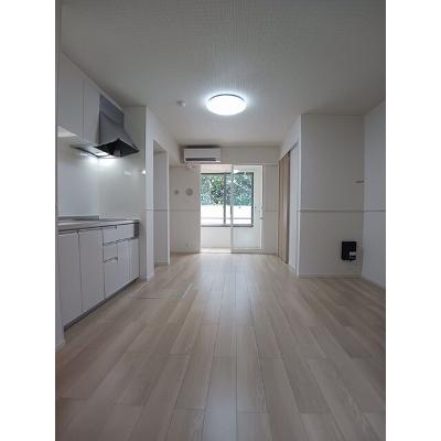 スマイル 103【管理NO：1-028090701-01030】 ★家具家電は申し込み後に搬入しますの物件画像