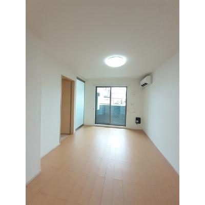 Ｍｏｄｅｓｓａ 102【管理NO：1-019959901-01020】 ★家具家電は申し込み後に搬入しますの物件画像