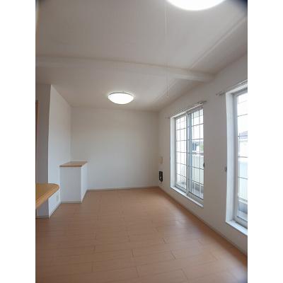 エミネンスⅡ 202【管理NO：1-018034502-02020】 ★家具家電は申し込み後に搬入します★の物件画像