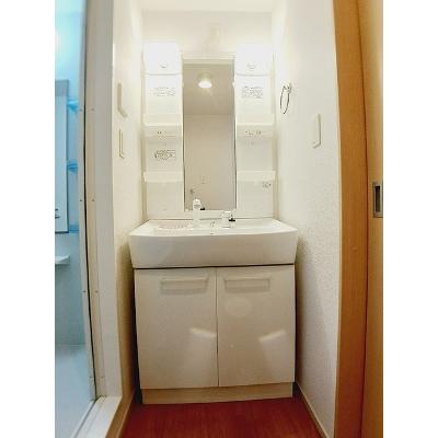 シャンドコリーヌ 105【管理NO：1-017349401-01040】 ★家具家電は申し込み後に搬入します★の物件画像