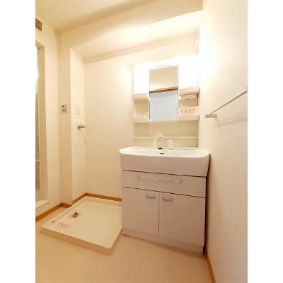 ソレイユＡ 102【管理NO：1-013919201-01020】 ★家具家電は申し込み後に搬入します★の物件画像