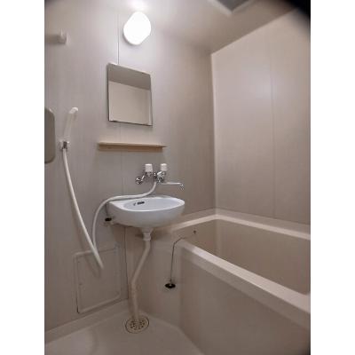エルディム．月 203【管理NO：1-003514201-02030】 ★家具家電は申し込み後に搬入します★の物件画像