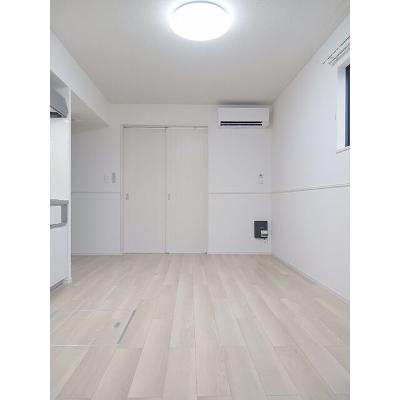 ディオネ 105【管理NO：1-027834501-01040】 ★家具家電は申し込み後に搬入します★の物件画像