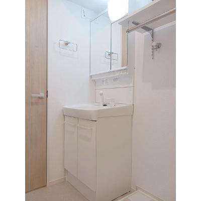 ディオネ 101【管理NO：1-027834501-01010】 ★家具家電は申し込み後に搬入します★ ★2026年09月上旬入居可能★の物件画像