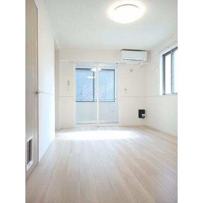 ゴールドリング船越南 103【管理NO：1-027861801-01030】 ★家具家電は申し込み後に搬入しますの物件画像