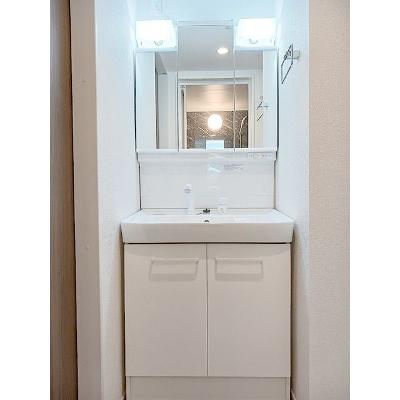 ヒカルサ清水本町 105【管理NO：1-028563701-01040】 ★家具家電は申し込み後に搬入します★の物件画像