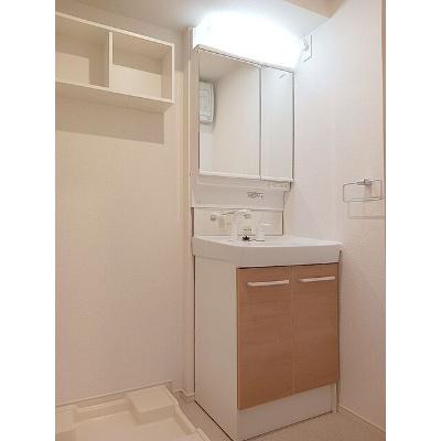 アザレアコート 202【管理NO：1-022580701-02020】 ★家具家電は申し込み後に搬入します★の物件画像