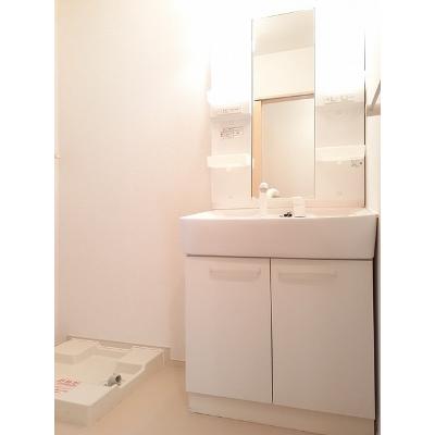 コンフォート 201【管理NO：1-018158301-02010】 ★家具家電は申し込み後に搬入します 2026年07月中旬入居可能の物件画像