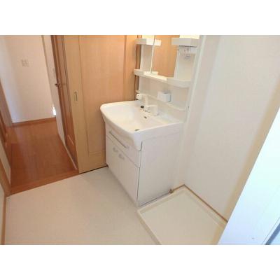プリマヴェーラⅠ 202【管理NO：1-013829201-02020】 ★家具家電は申し込み後に搬入します 2026年08月中旬入居可能の物件画像
