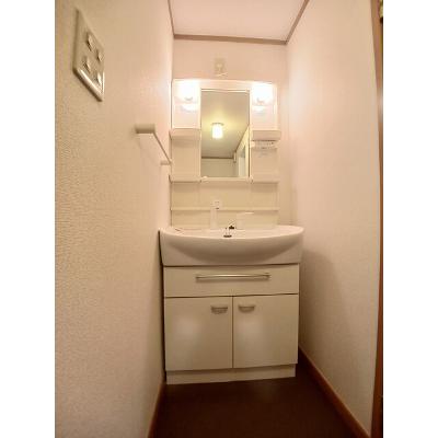 グレイスフルＡ 201【管理NO：1-012555101-02010】 ★家具家電は申し込み後に搬入しますの物件画像